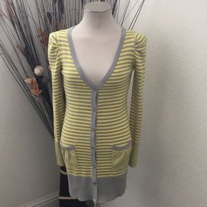 ⭐️DKNY Jeans Front Button Cardigan Yellow/Grey